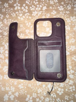 iPhone 14 Pro morado