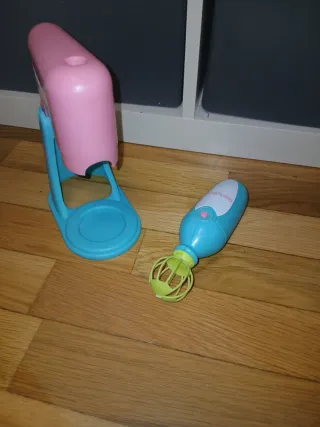 Batidora Juguete Nenuco Rosa y Turquesa con pilas