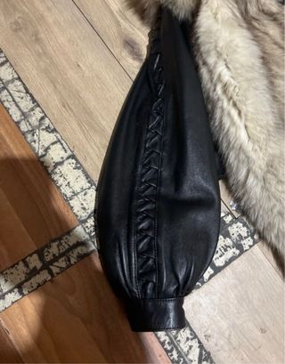 Cazadora bomber cuero y pelo vintage