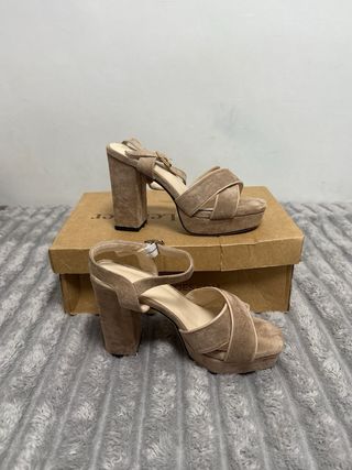 Sandalias Tacon Beige Talla 38