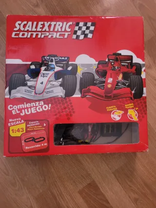 Scalextric Compact Circuito Coches 1:43