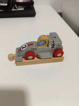 Coches de madera para vías de tren