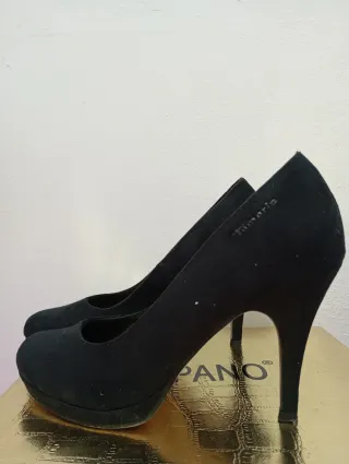 Zapatos de tacón negros Tamaris talla 39