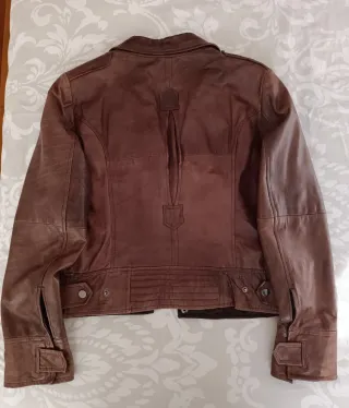 Cazadora cuero mujer Zara marrón