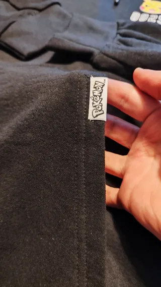 Felpa Pokemon Pikachu taglia XL nuova