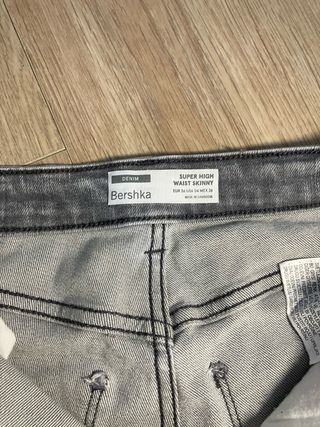 Pantalones grises Bershka