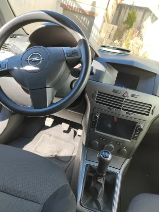 Opel Astra 2005