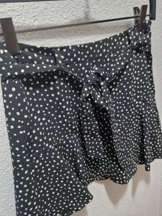 Falda pantalón negra Stradivarius Talla M