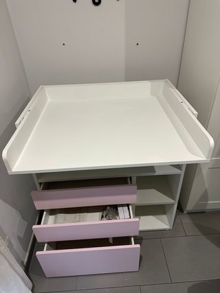 Cómoda infantil rosa y blanca NUEVA