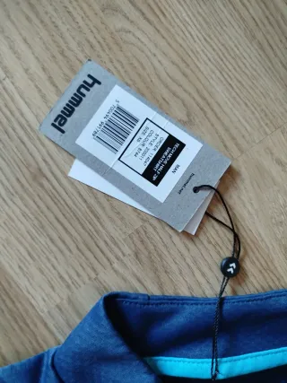 Camiseta entrenamiento Hummel azul y turquesa