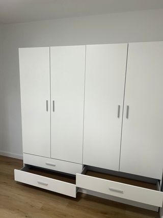 Armario 4 puertas y 4 cajones blanco