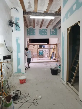 Montador de pladur autónomo