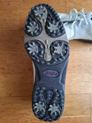 Zapatos de golf FootJoy blancos y grises