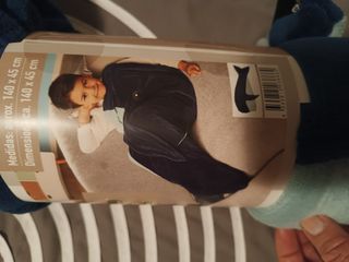 Manta infantil forma ballena 140x45cm