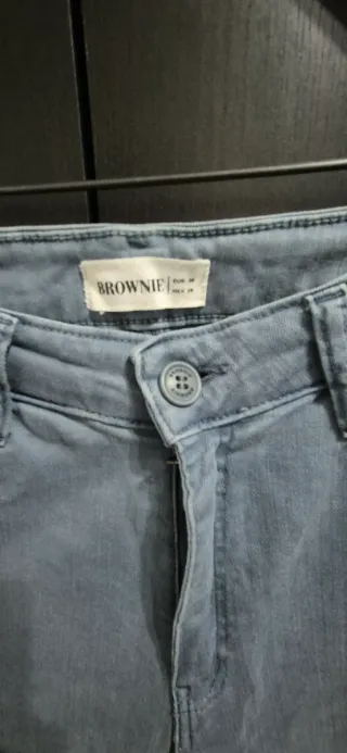 Pantalón cargo acampanado Brownie