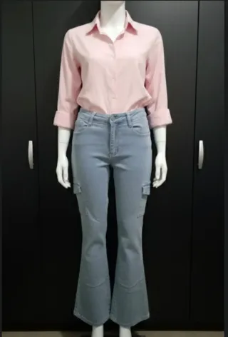 Pantalón cargo acampanado Brownie