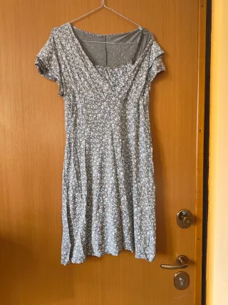 Vestito floreale vintage beige e bianco