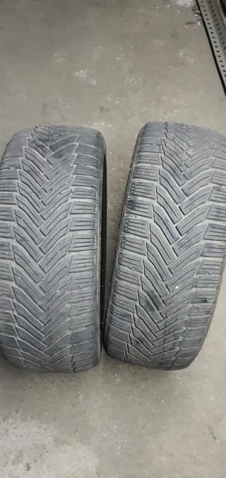 Neumáticos Invierno Michelin Alpin 6 215/40/17