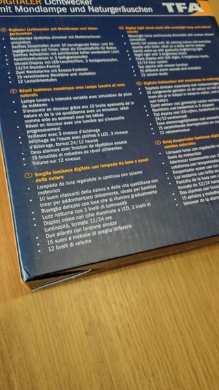 Sveglia Digitale TFA con Luce Lunare