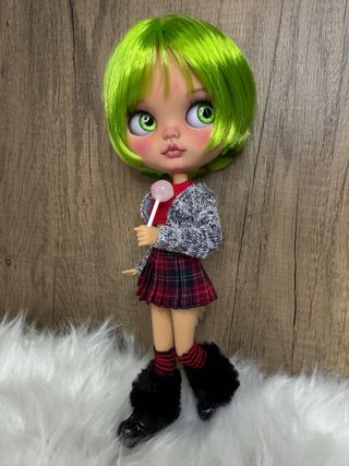 Blythe custom
