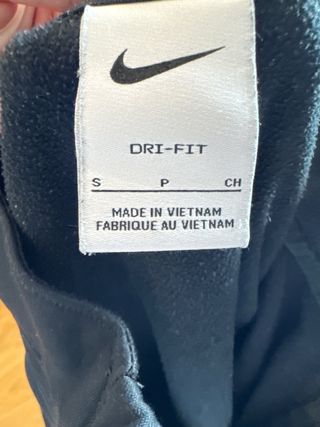 Sudadera Nike modelo DRI-FIT