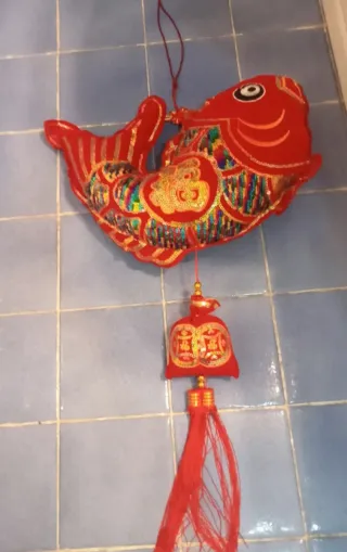 Portafortuna cinese enorme Pesce Rosso con paillet