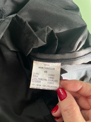 Blusa tirantes pedrería negra y plateada