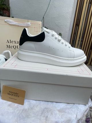 Zapatillas Alexander McQueen Blancas y Negras