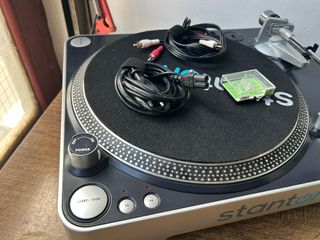 Tocadiscos DJ Stanton T.50