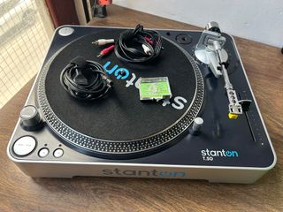 Tocadiscos DJ Stanton T.50