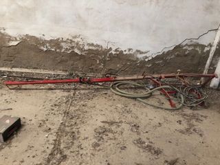 Máquina herbicida  agricol y barra de aplicación.