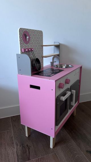 Cocinita de madera para niños