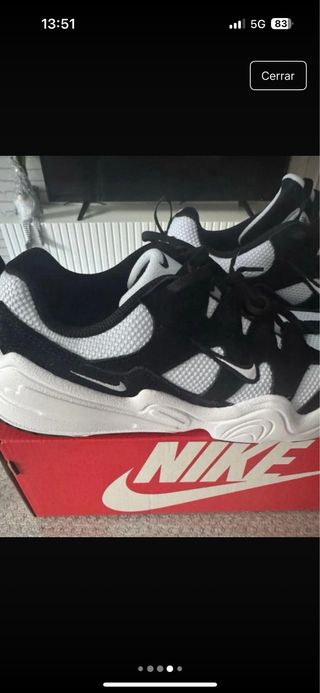 Zapatillas Nike Tech Hera Blancas y Negras