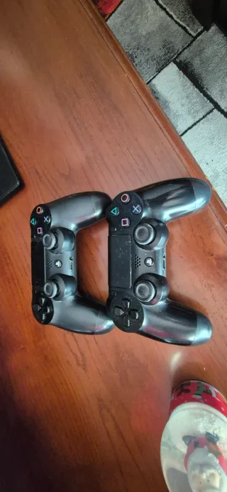Consola Sony PS4 Negra