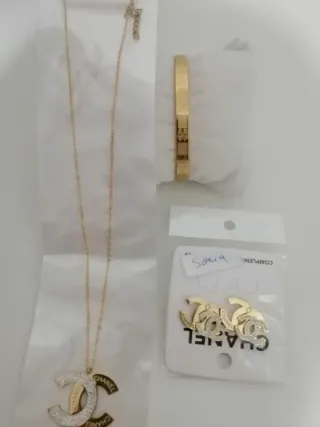 Pulsera Chanel Acero Inoxidable Dorada