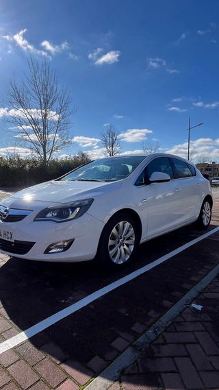 Opel Astra 2011 1.4 turbo 140cv