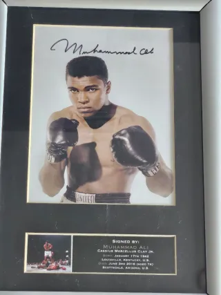 Muhammad Ali Firmado Cassius Clay Jr. Firmado