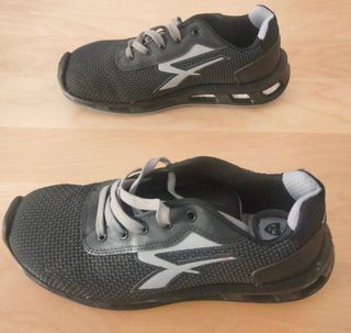 Zapatos de seguridad negros y grises. U.Power.