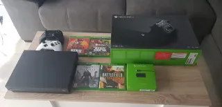 OFERTON Xbox One X 1TB con 4 juegos y 2 mandos