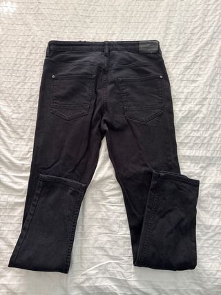 Pantalones vaqueros H&M Skinny Fit rotos