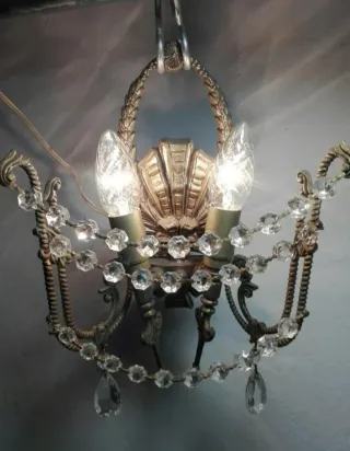 APLIQUE antiguo de bronce y cristal tallado