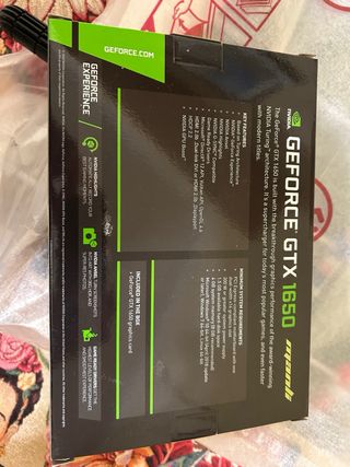 GFORCE GTX 1650 NUEVA SIN USAR