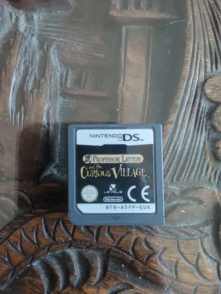 Profesor Layton y la Villa Misteriosa (Nintendo DS