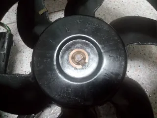 Electroventilador Negro Nissan Vanette