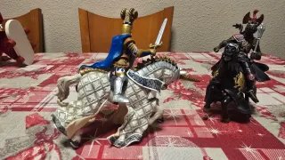 Figuras Caballeros Medievales