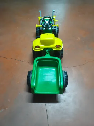 Tractor Juguete a pedales con Pala y Remolque