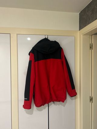 Chaqueta DC Shoes XL Roja Puesta dos veces Nieve