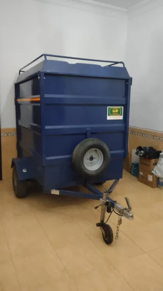 Alquilo remolque para portes,campig