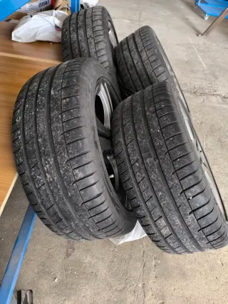 Llantas Mercedes Clase A 180