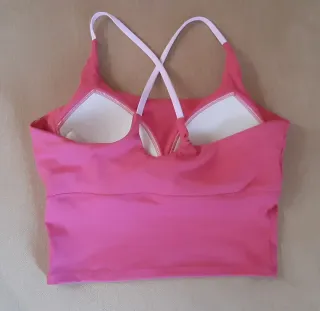 Crop top fucsia talla M